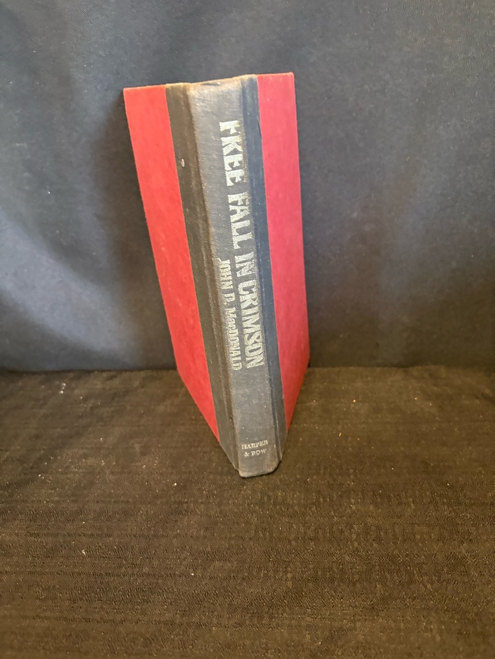 Free Fall In Crimson By John D. MacDonald 1981  First Edition Hardcover